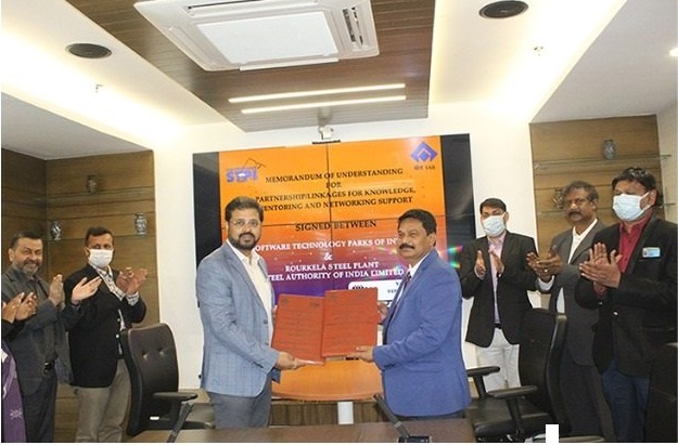 Signing of MoU between STPI-Bhubaneswar and SAIL